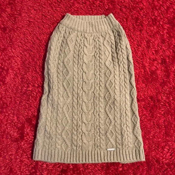 Grey Sand Dog Pullover - Picture 1 of 7